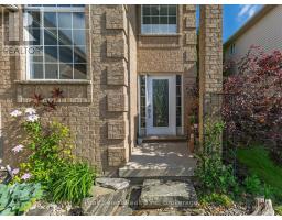 180 RIDGEWOOD CRESCENT - 4