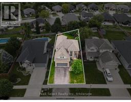 180 RIDGEWOOD CRESCENT - 45