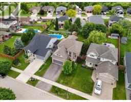 180 RIDGEWOOD CRESCENT - 46