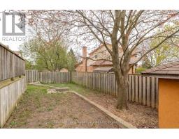 11 SAGEWOOD PLACE - 28