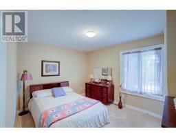 467 WILLIAM STREET N - 21