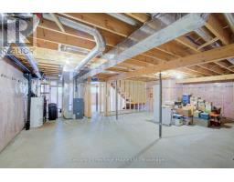 467 WILLIAM STREET N - 28