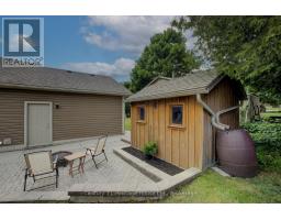 467 WILLIAM STREET N - 32