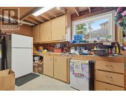 28 NUTHATCH PLACE - 27