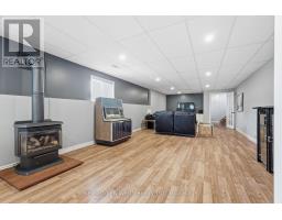 900 BOYD AVENUE - 34