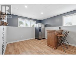 900 BOYD AVENUE - 36