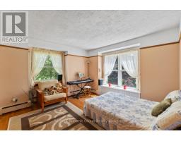 774549 HIGHWAY 10 - 17
