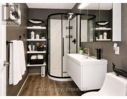 407047 GREY 4 ROAD - 28