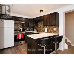 407047 GREY 4 ROAD - 33