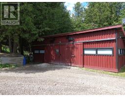 407047 GREY 4 ROAD - 35