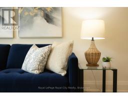 35 - 6523 WELLINGTON 7 ROAD - 16