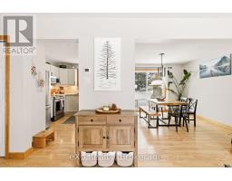 230 SAUGEEN STREET - 10