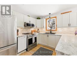 230 SAUGEEN STREET - 13