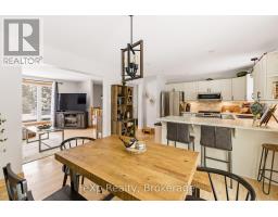 230 SAUGEEN STREET - 15