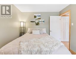 230 SAUGEEN STREET - 17