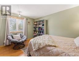 230 SAUGEEN STREET - 18
