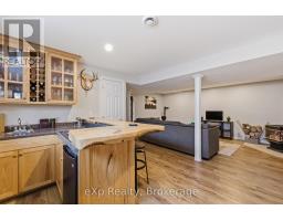 230 SAUGEEN STREET - 31