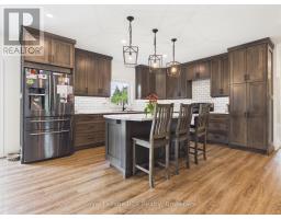 482 WOLSLEY STREET - 18