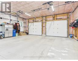 482 WOLSLEY STREET - 45