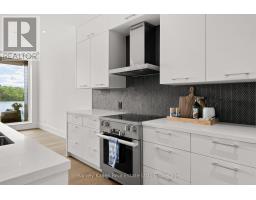 306 - 727 GRANDVIEW DRIVE - 16