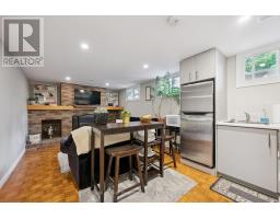 62 GLENBURNIE DRIVE - 27