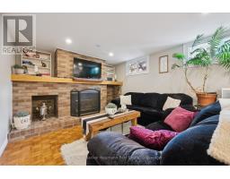 62 GLENBURNIE DRIVE - 28