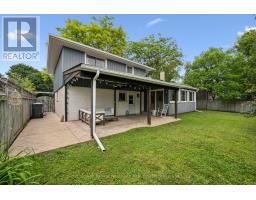 62 GLENBURNIE DRIVE - 32