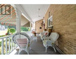 262 DINSLEY STREET - 10