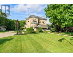 262 DINSLEY STREET - 2