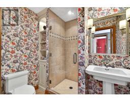 262 DINSLEY STREET - 22