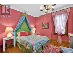 262 DINSLEY STREET - 34