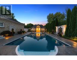 262 DINSLEY STREET - 43