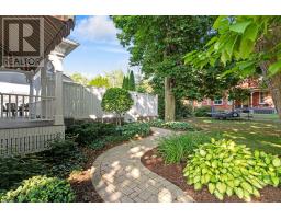 262 DINSLEY STREET - 7