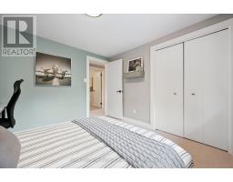 40 WALNUT DRIVE - 23