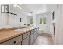 40 WALNUT DRIVE - 26