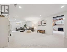 40 WALNUT DRIVE - 33
