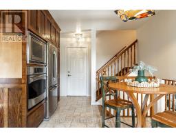 6 MEADOWRIDGE COURT - 15