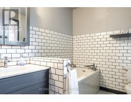 6 MEADOWRIDGE COURT - 21