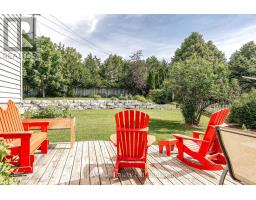 6 MEADOWRIDGE COURT - 33