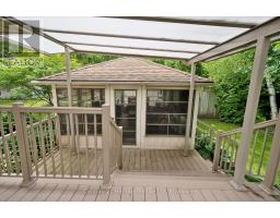 545 ATHOL STREET - 40