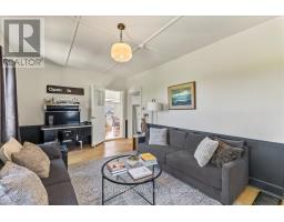 325719 DURHAM ROAD B - 13