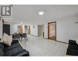 113 APPLEWOOD CRESCENT - 26