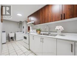 113 APPLEWOOD CRESCENT - 29