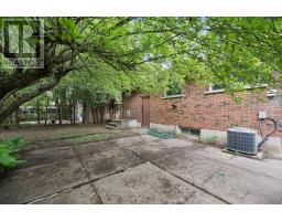 113 APPLEWOOD CRESCENT - 36