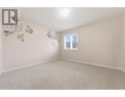 38 BAXTER DRIVE - 22