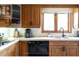 51 COMMISSIONER STREET - 17