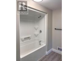 600 FISHLEIGH STREET - 19