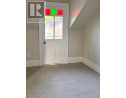 600 FISHLEIGH STREET - 24
