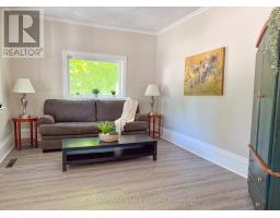 600 FISHLEIGH STREET - 8