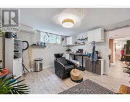 3 TRUESDALE CRESCENT - 33